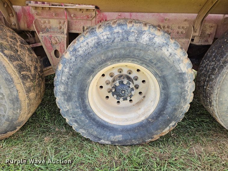 image for item OJ9805 2006 Terex  Advance  ready mix truck