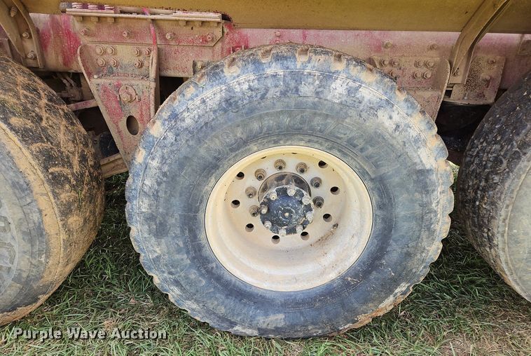 image for item OJ9805 2006 Terex  Advance  ready mix truck