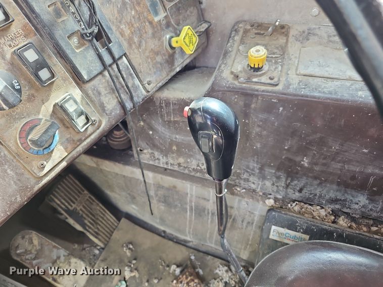 image for item OJ9806 2003 Terex  Advance  ready mix truck