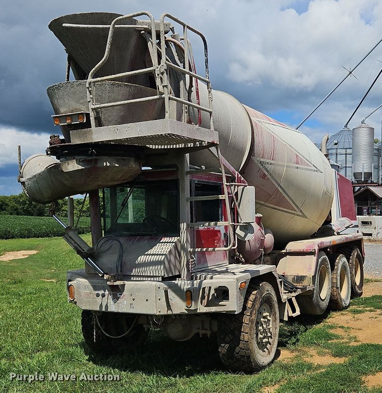 image for item OJ9807 2004 Terex Advance ready mix truck