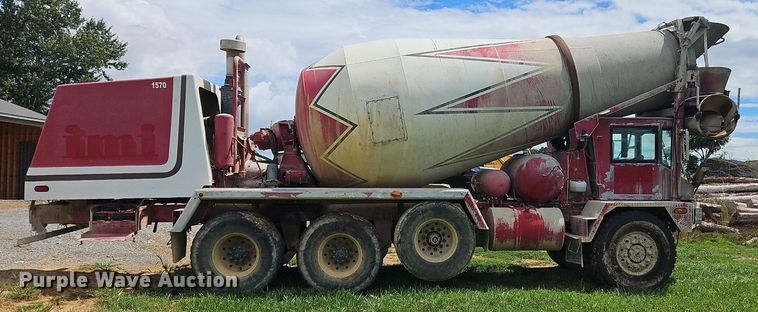 image for item OJ9807 2004 Terex Advance ready mix truck