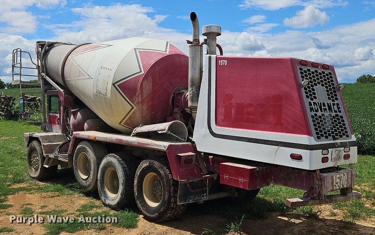 image for item OJ9807 2004 Terex Advance ready mix truck