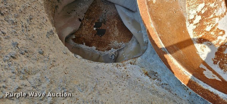 image for item OJ9807 2004 Terex Advance ready mix truck