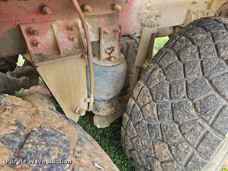 image for item OJ9807 2004 Terex Advance ready mix truck