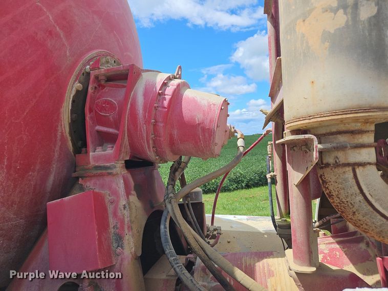 image for item OJ9807 2004 Terex Advance ready mix truck