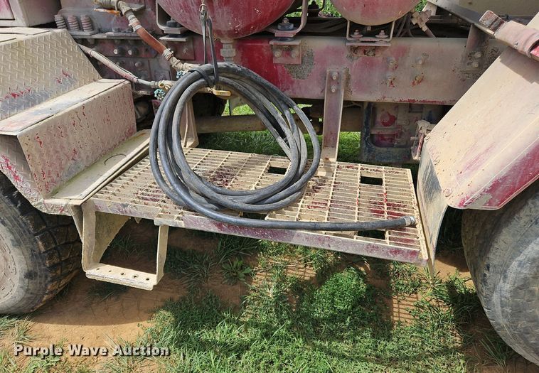 image for item OJ9807 2004 Terex Advance ready mix truck