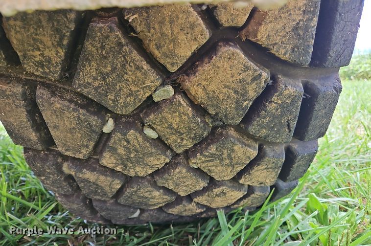 image for item OJ9807 2004 Terex Advance ready mix truck