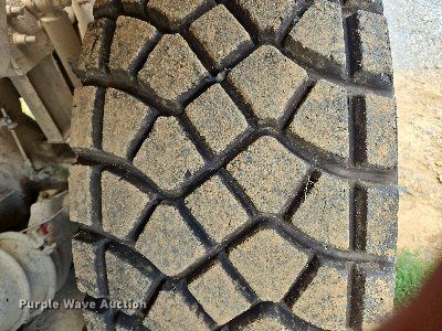 image for item OJ9807 2004 Terex Advance ready mix truck