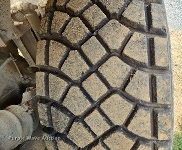 image for item OJ9807 2004 Terex Advance ready mix truck