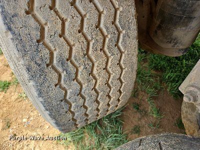 image for item OJ9807 2004 Terex Advance ready mix truck