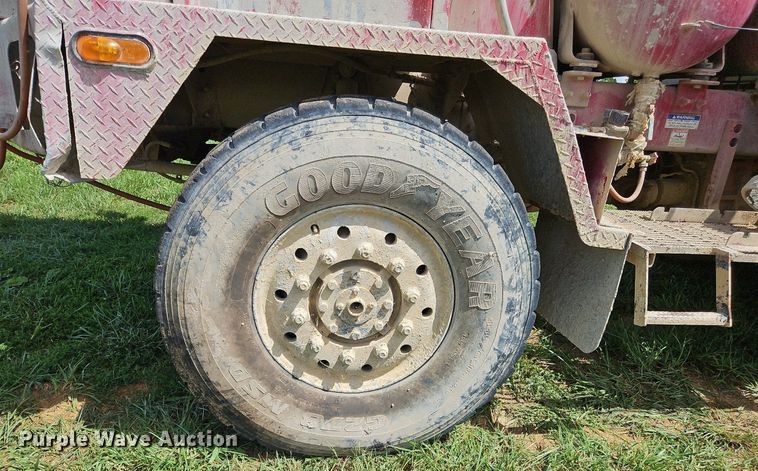 image for item OJ9808 2006 Terex  Advance ready mix truck