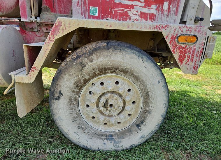 image for item OJ9809 2006 Terex  Advance ready mix truck