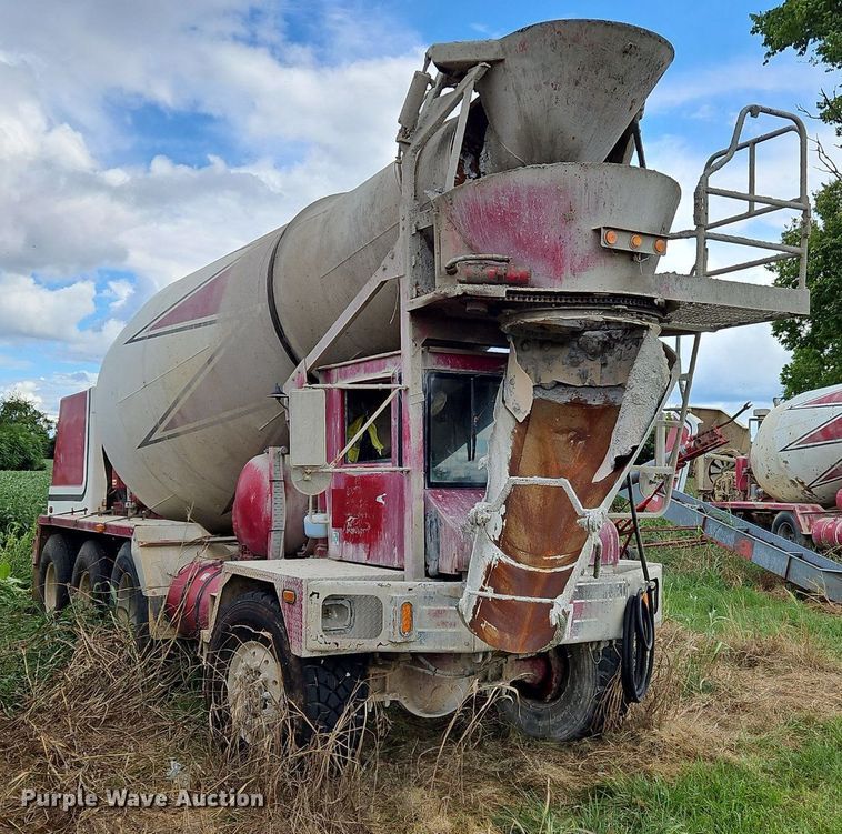 image for item OJ9810 2003 Terex  Advance  ready mix truck