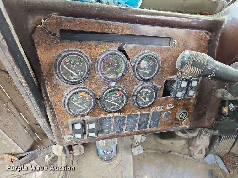 image for item OJ9810 2003 Terex  Advance  ready mix truck