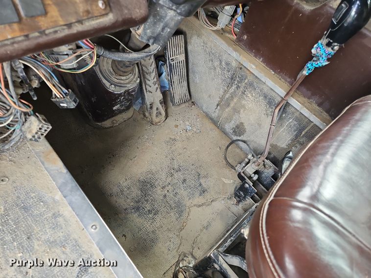 image for item OJ9811 2001 Terex  Advance  ready mix truck