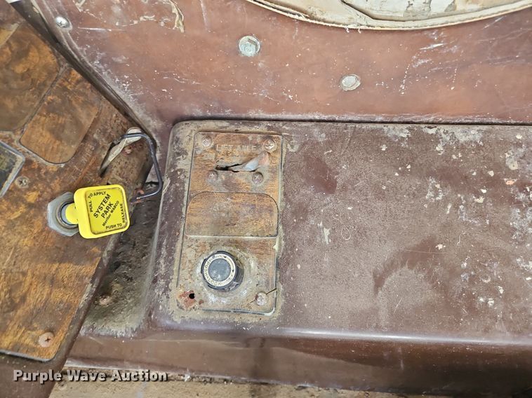 image for item OJ9811 2001 Terex  Advance  ready mix truck