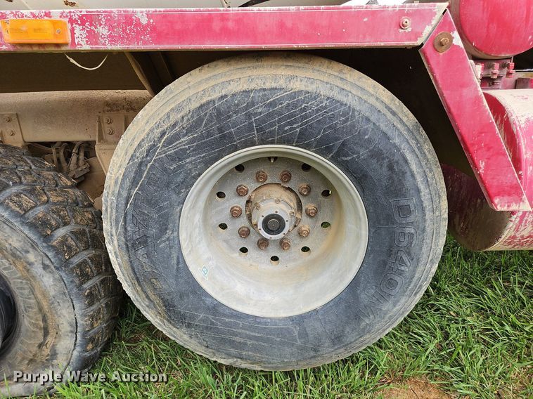 image for item OJ9811 2001 Terex  Advance  ready mix truck