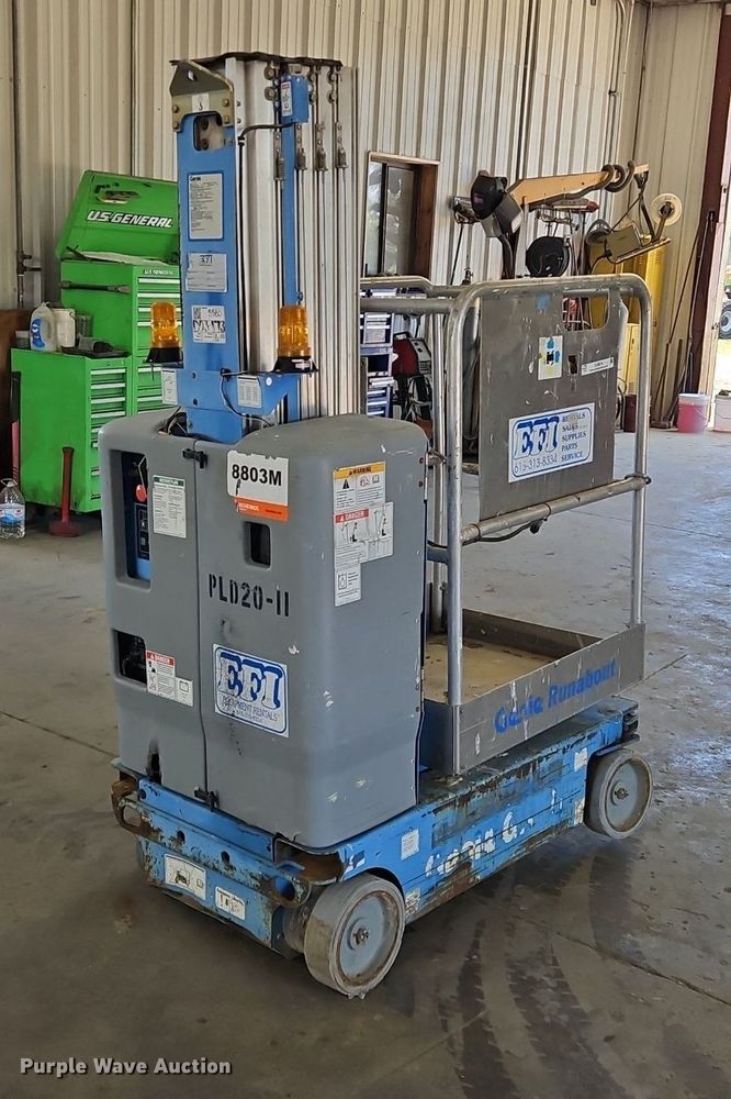 image for item OJ9819 Genie Runabout vertical lift