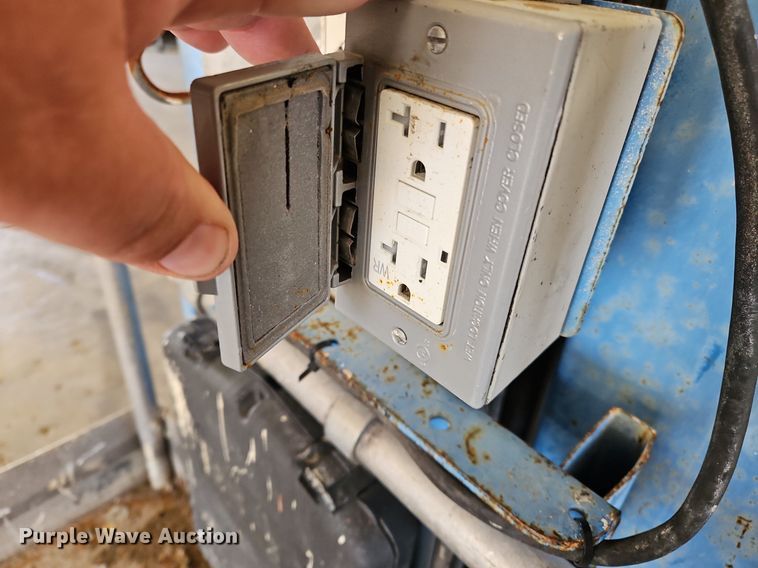 image for item OJ9819 Genie Runabout vertical lift