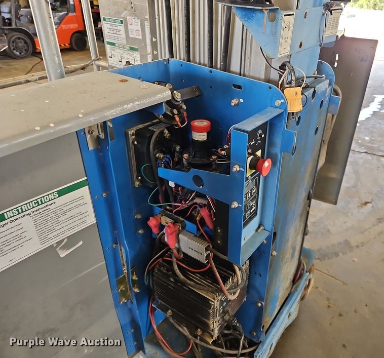 image for item OJ9819 Genie Runabout vertical lift