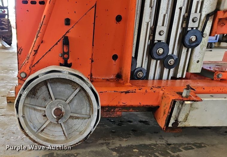 image for item OJ9820 1996 Skyjack SJPI30 vertical lift