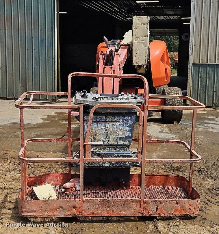 image for item OJ9821 2002 JLG  450AJ SII boom lift