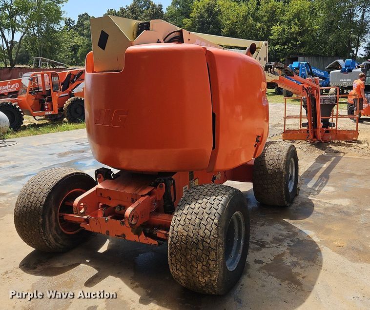 image for item OJ9821 2002 JLG  450AJ SII boom lift