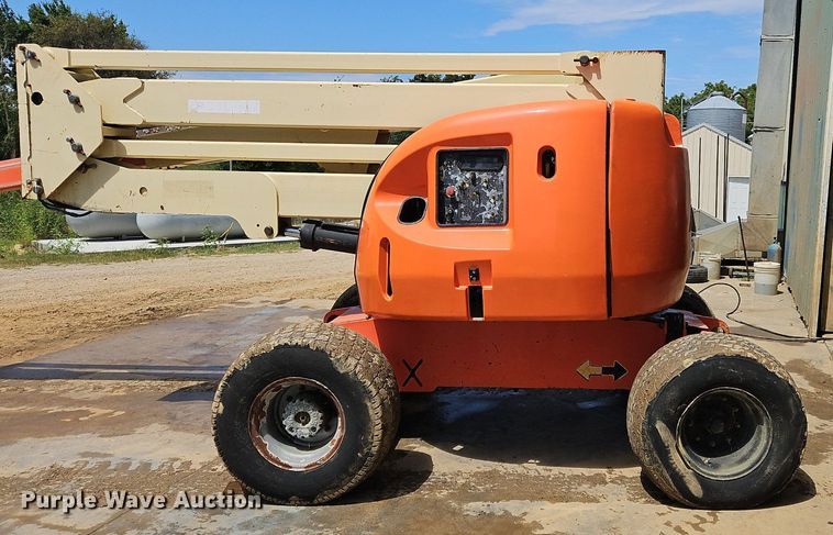 image for item OJ9821 2002 JLG  450AJ SII boom lift