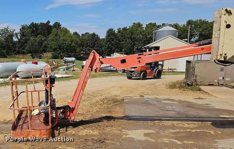 image for item OJ9821 2002 JLG  450AJ SII boom lift