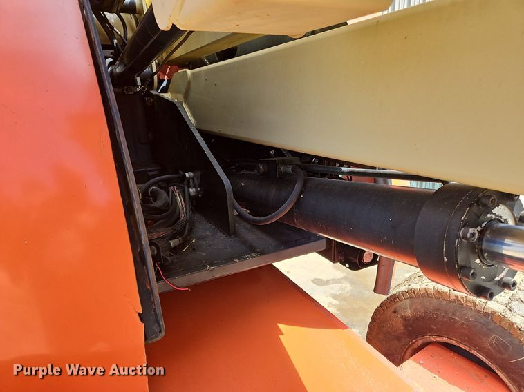 image for item OJ9821 2002 JLG  450AJ SII boom lift