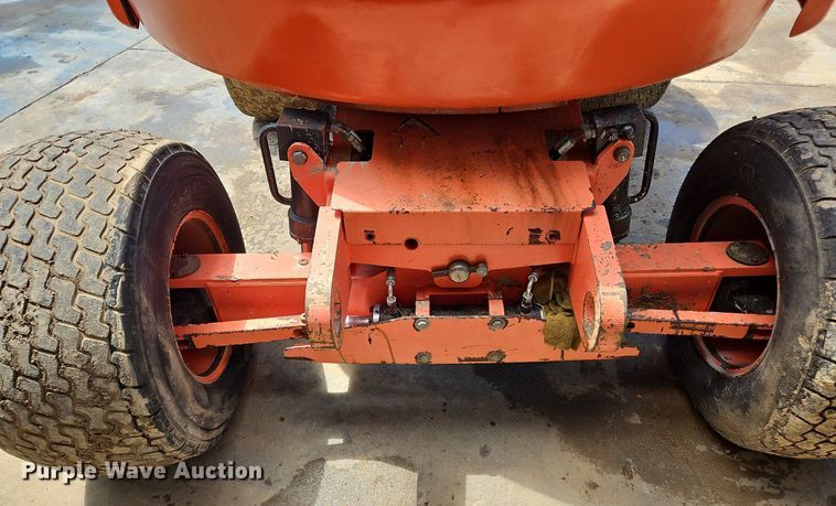 image for item OJ9821 2002 JLG  450AJ SII boom lift