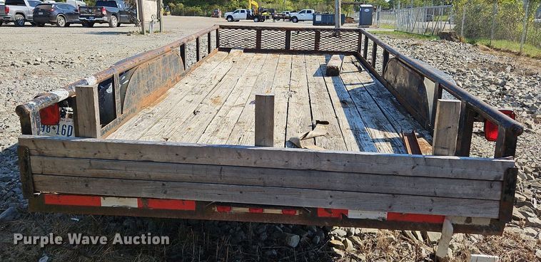 image for item OK9943 2009 Top Hat utility trailer