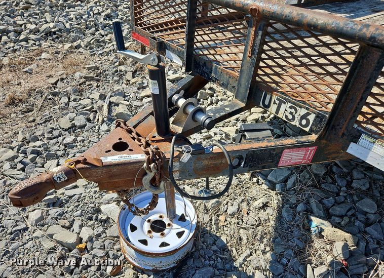 image for item OK9943 2009 Top Hat utility trailer