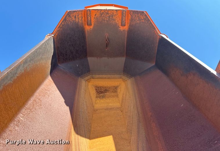 image for item OM9566 2013 Doosan DA30 haul truck