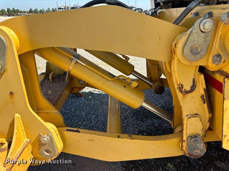 image for item OM9612 2013 John Deere 772GP motor grader