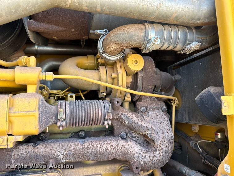 image for item OM9612 2013 John Deere 772GP motor grader