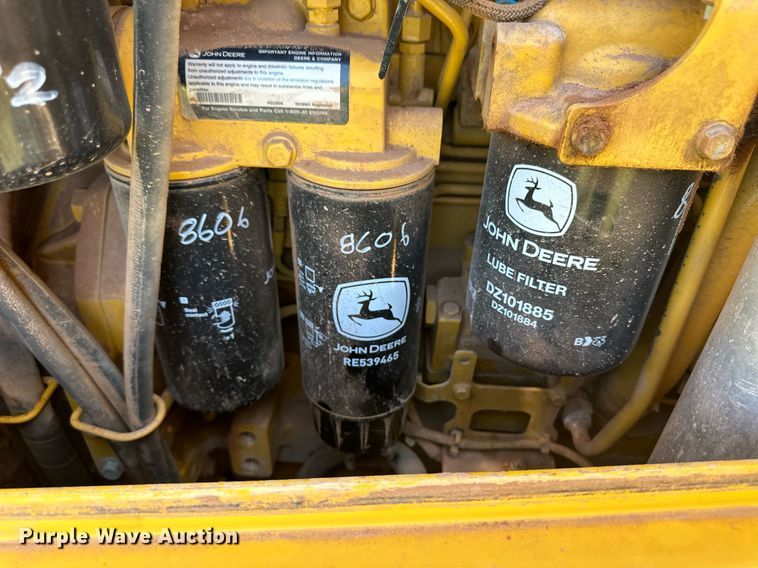 image for item OM9612 2013 John Deere 772GP motor grader