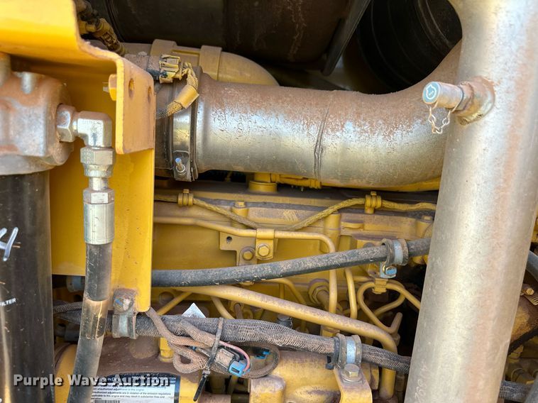 image for item OM9612 2013 John Deere 772GP motor grader