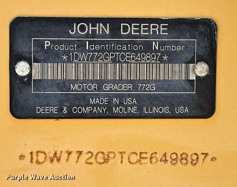 image for item OM9612 2013 John Deere 772GP motor grader