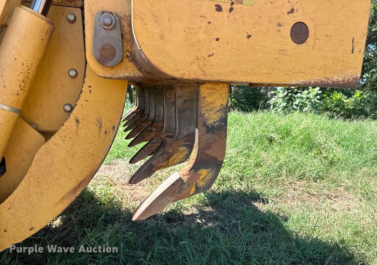 image for item OM9613 2009 John Deere 772D motor grader