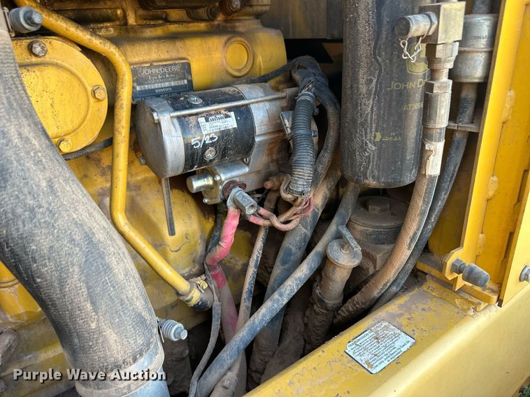 image for item OM9613 2009 John Deere 772D motor grader