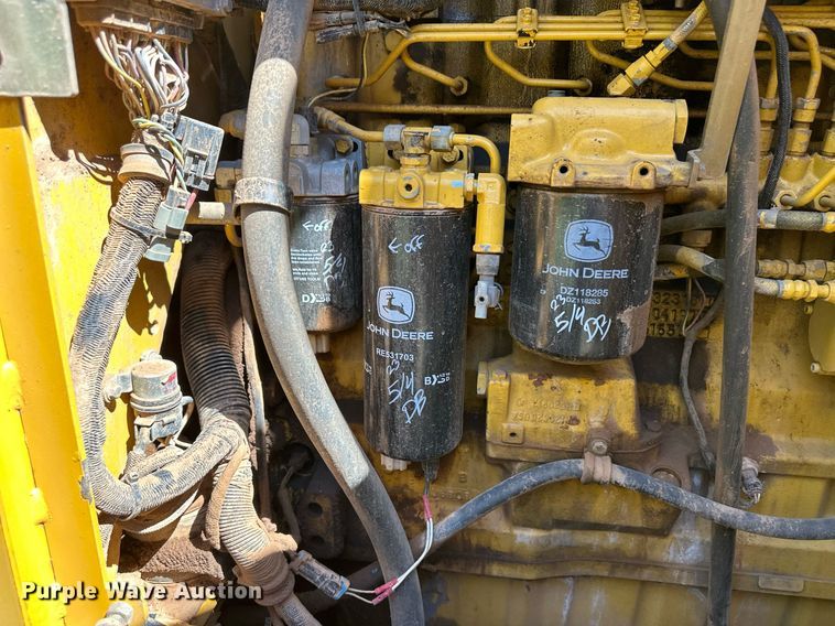 image for item OM9613 2009 John Deere 772D motor grader