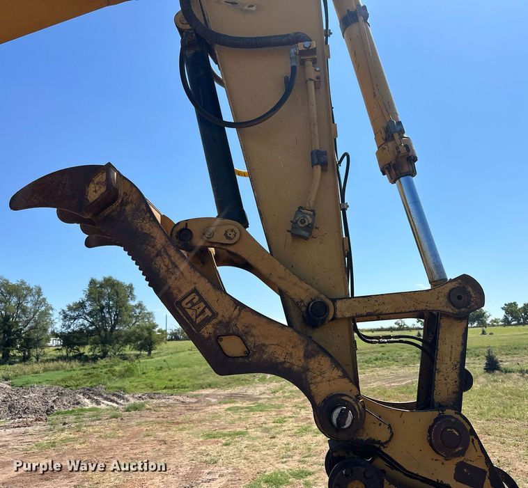 image for item OM9614 2007 Caterpillar 325D L excavator