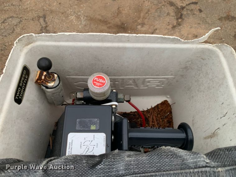 image for item DM1786 2002 Chevrolet C7500 bucket truck