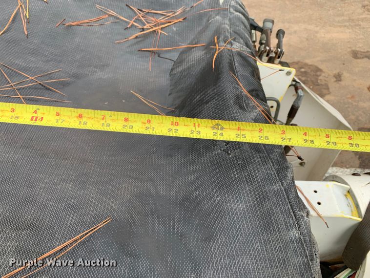 image for item DM1786 2002 Chevrolet C7500 bucket truck