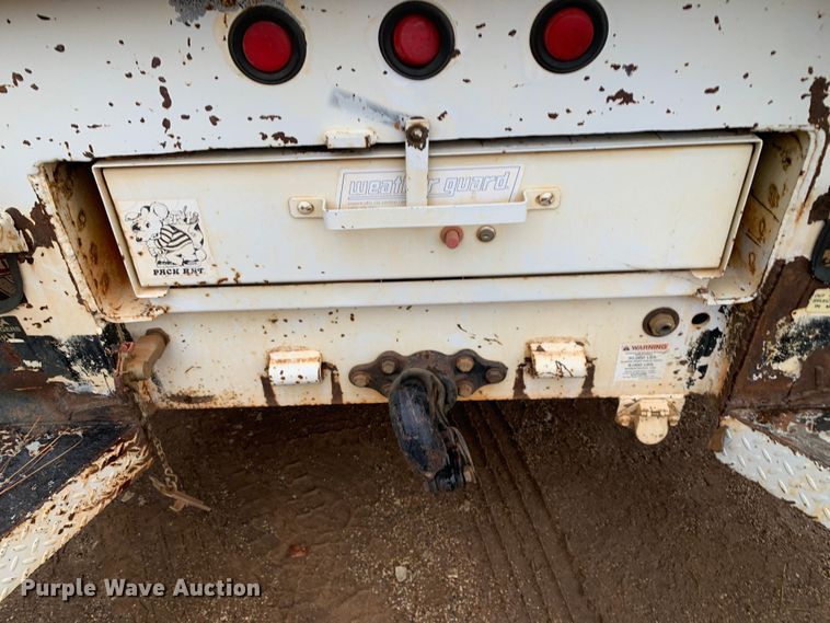 image for item DM1786 2002 Chevrolet C7500 bucket truck