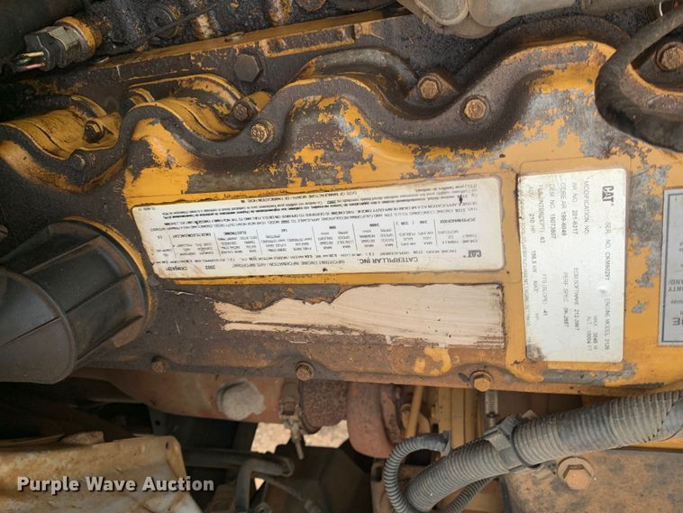 image for item DM1786 2002 Chevrolet C7500 bucket truck