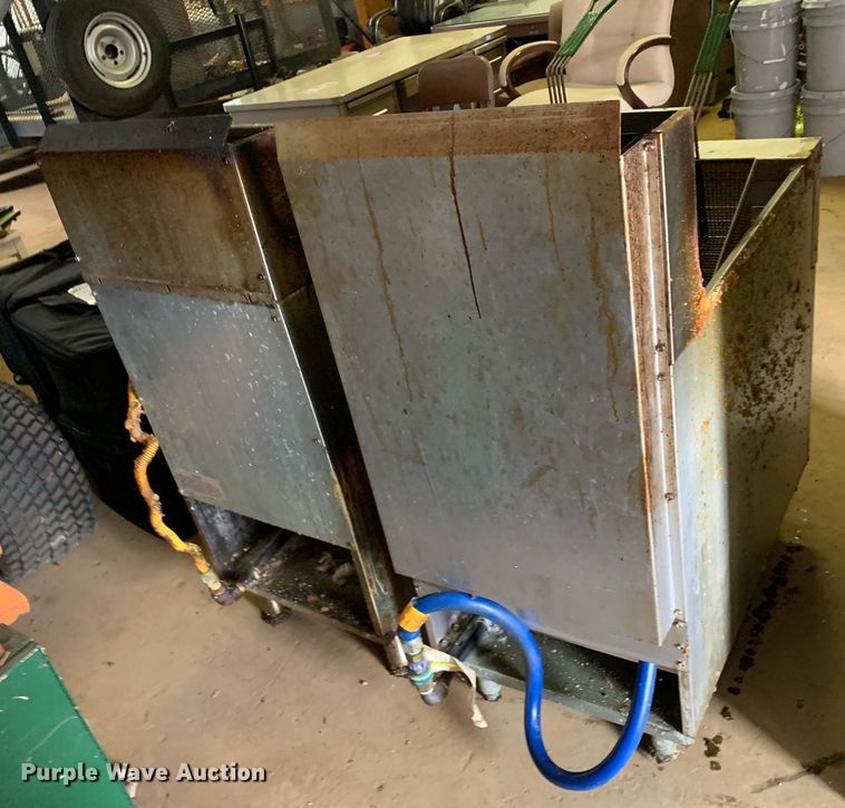 image for item DM1797 (2) fryers