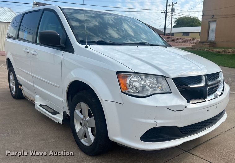 image for item DO6701 2016 Dodge Grand Caravan handicap accessible van