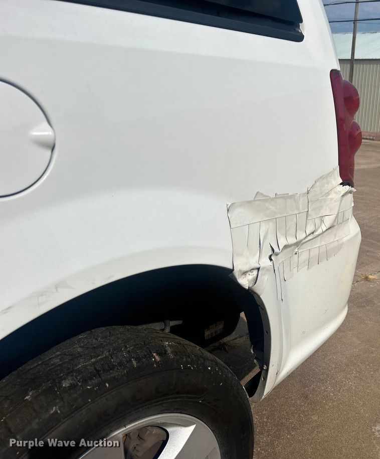 image for item DO6701 2016 Dodge Grand Caravan handicap accessible van